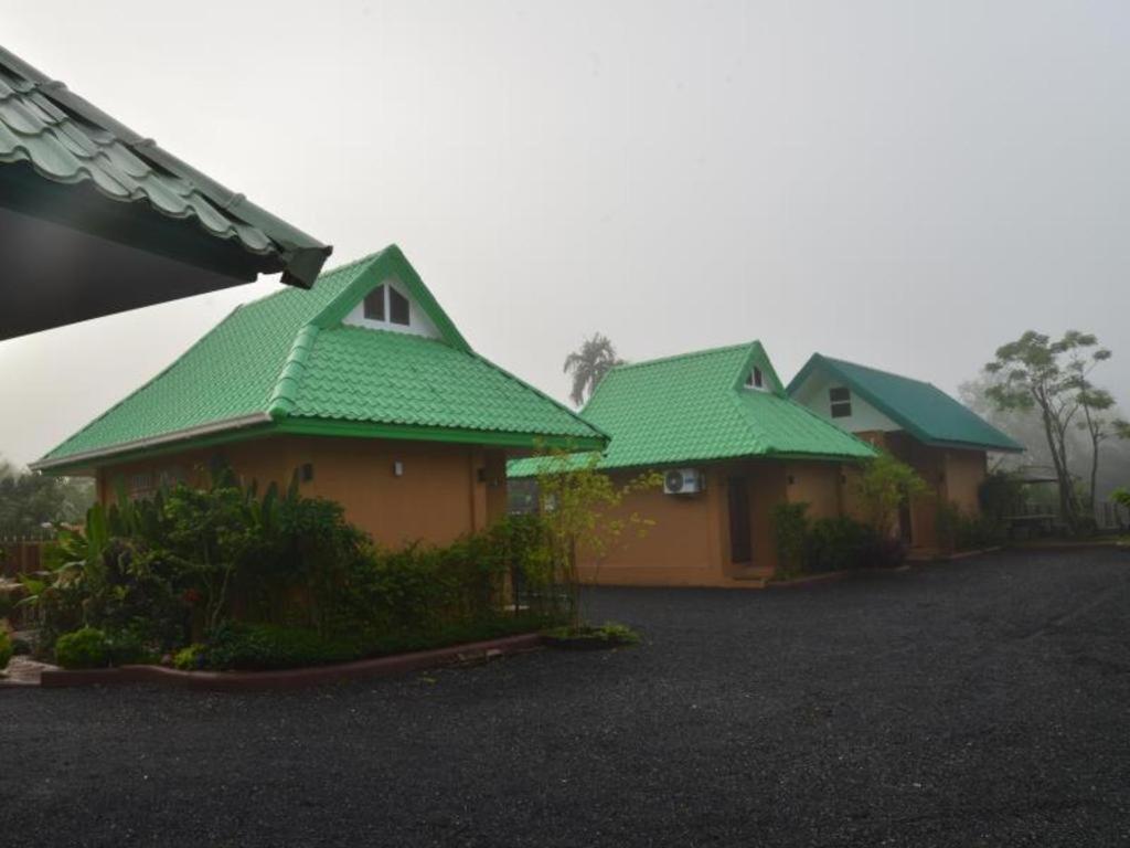 Sucholtee Resort Сурат Тхани Екстериор снимка